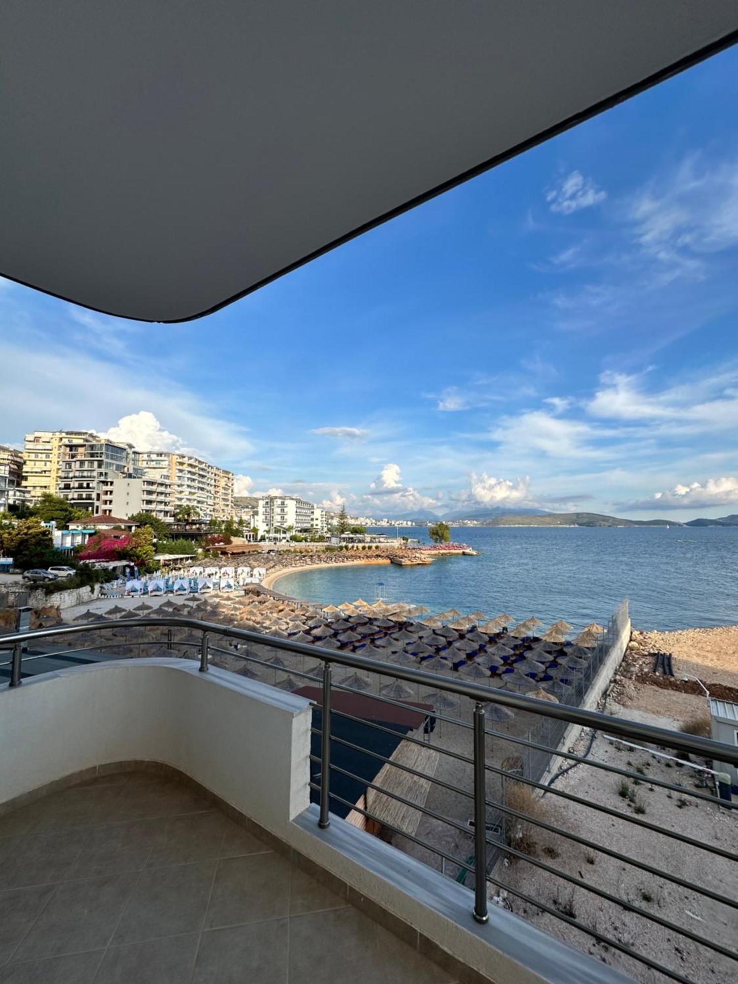 Aqua Apartments Seaview Sarandë Esterno foto
