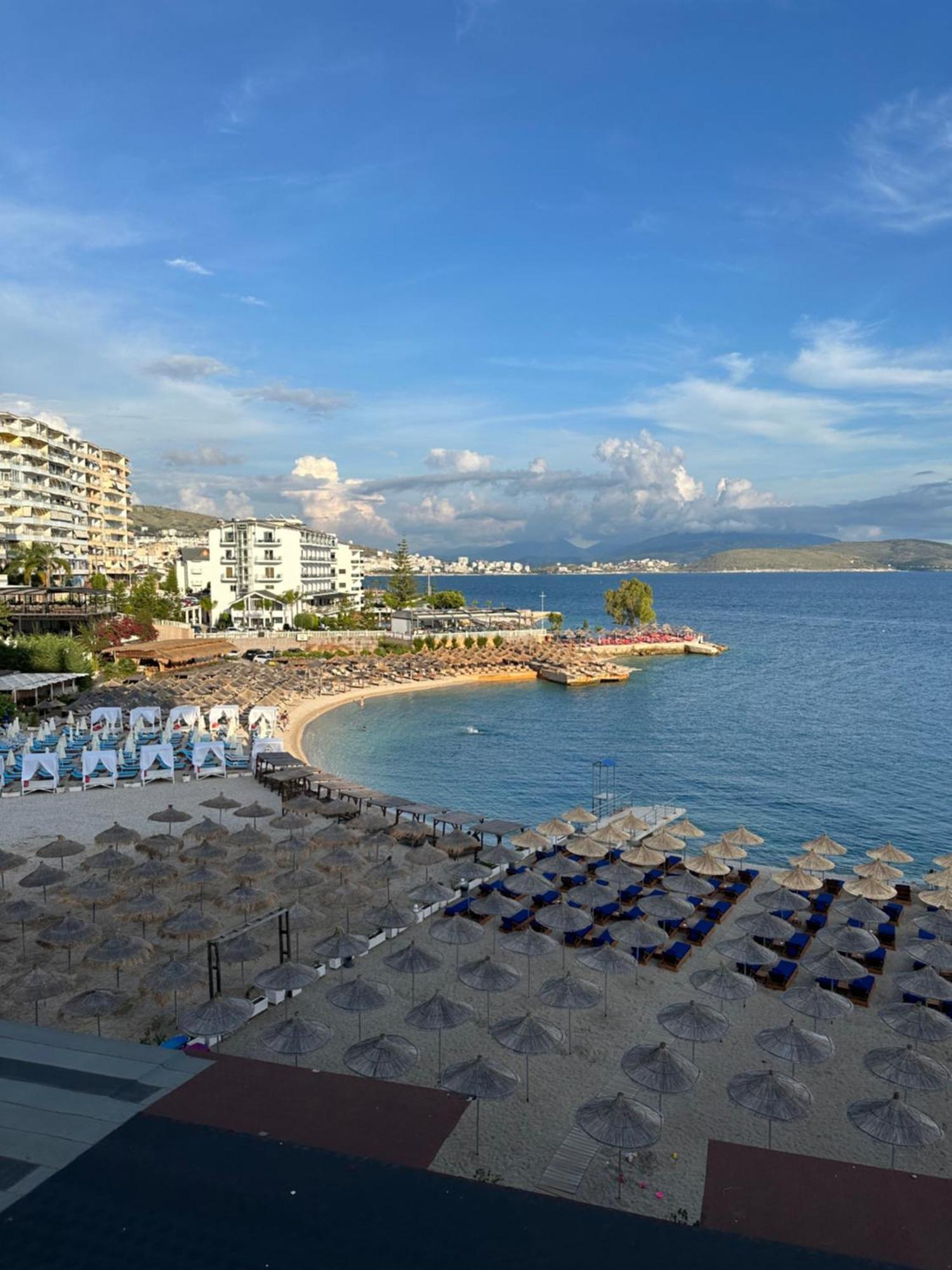 Aqua Apartments Seaview Sarandë Esterno foto