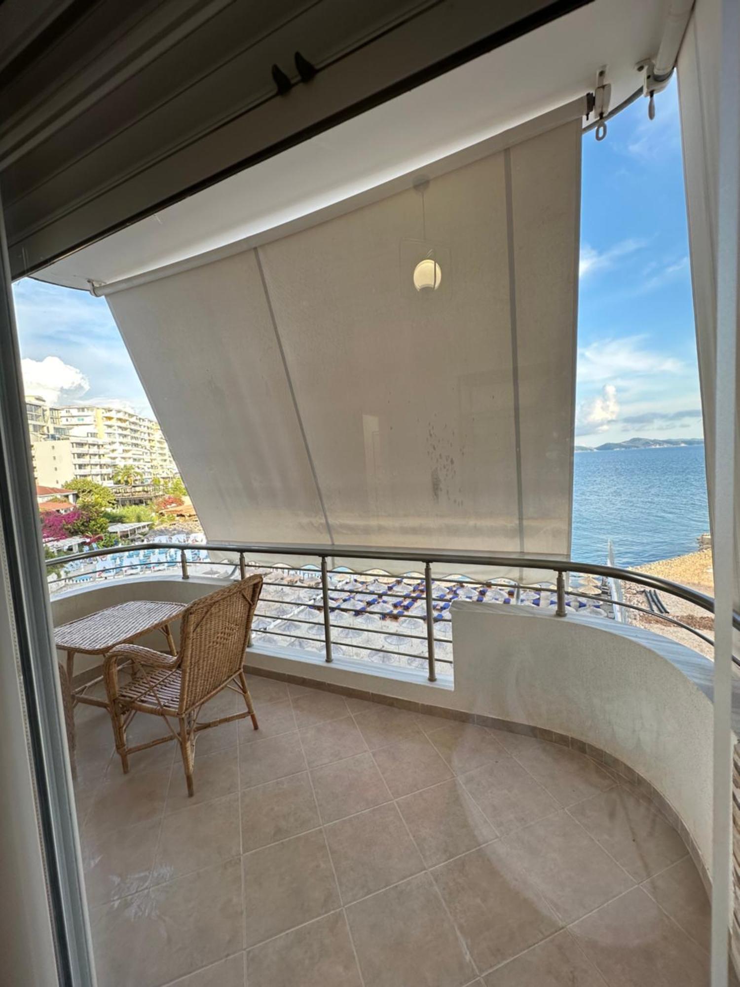 Aqua Apartments Seaview Sarandë Esterno foto