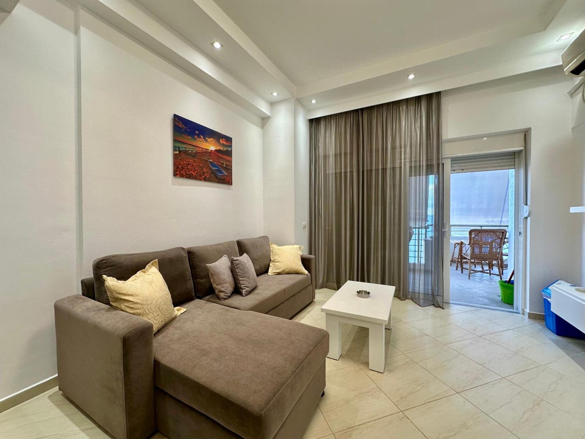 Aqua Apartments Seaview Sarandë Esterno foto