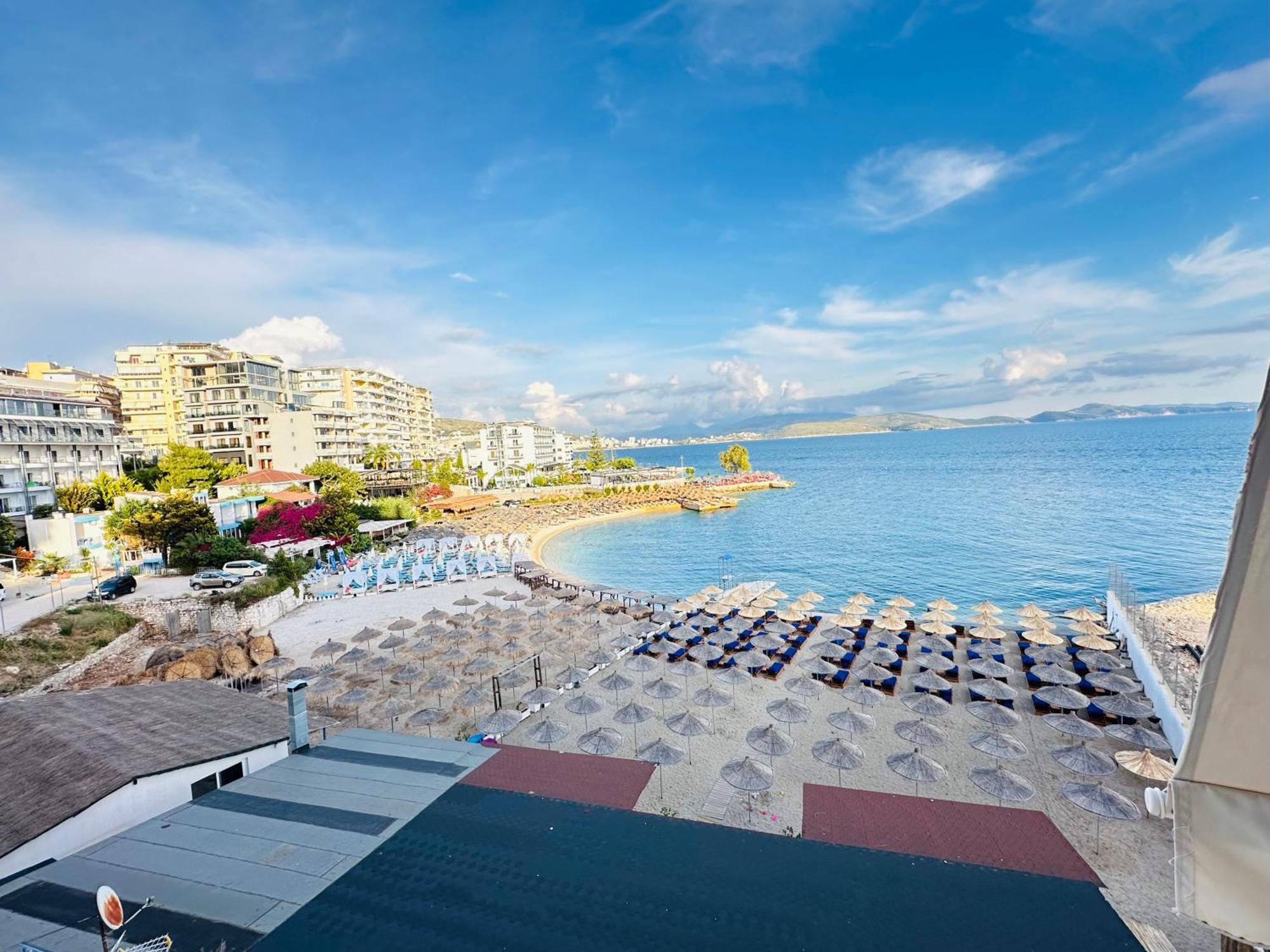 Aqua Apartments Seaview Sarandë Esterno foto