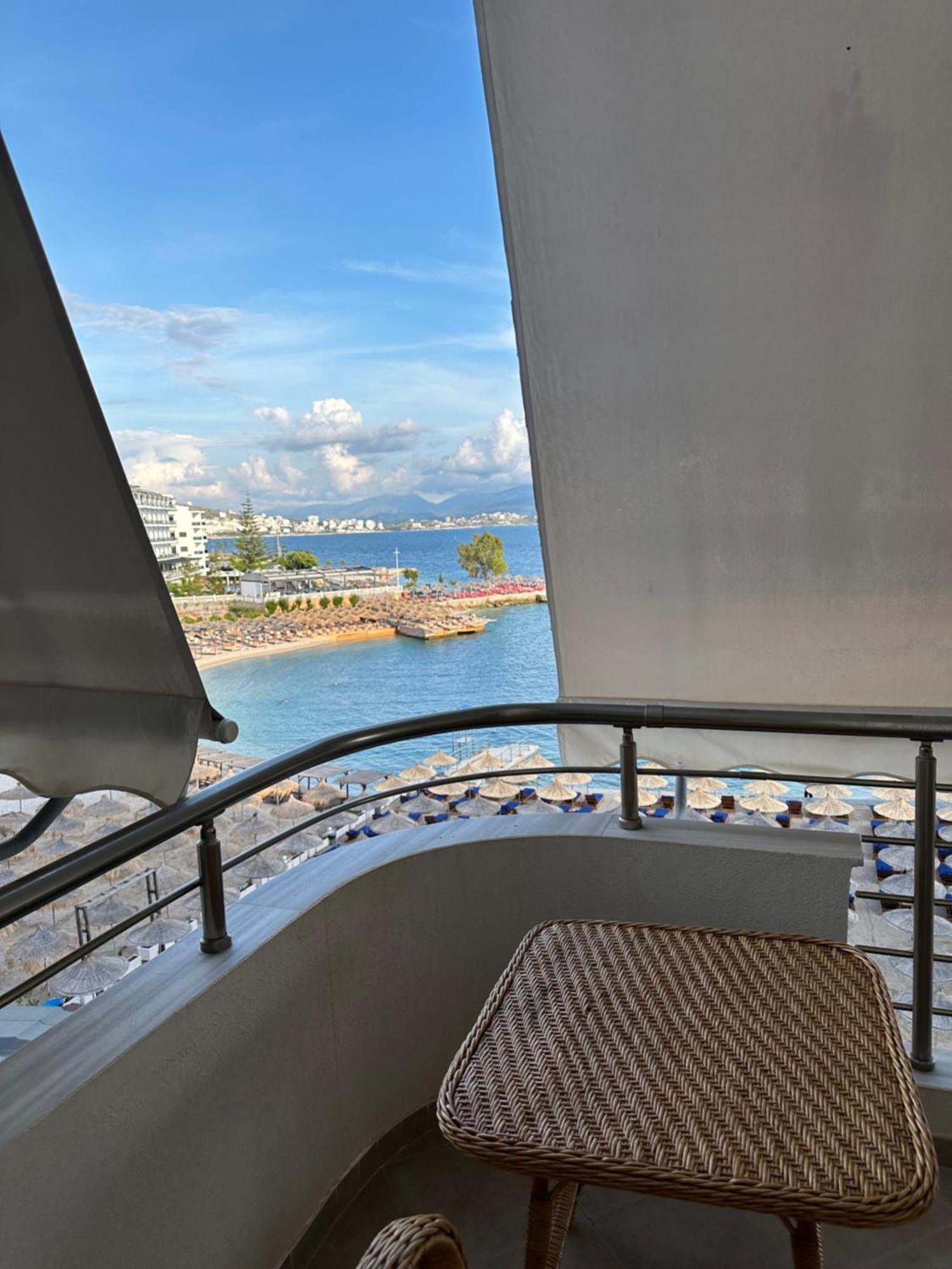 Aqua Apartments Seaview Sarandë Esterno foto