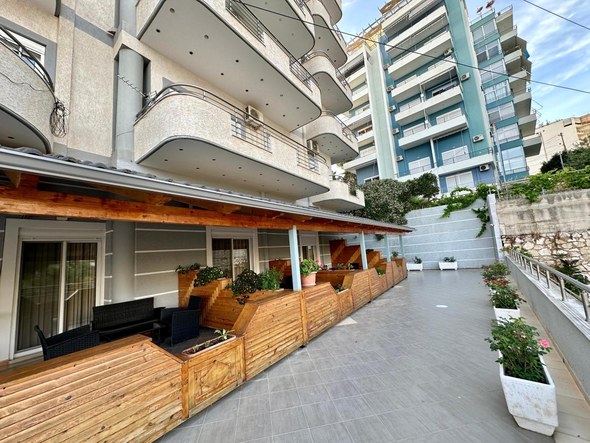 Aqua Apartments Seaview Sarandë Esterno foto