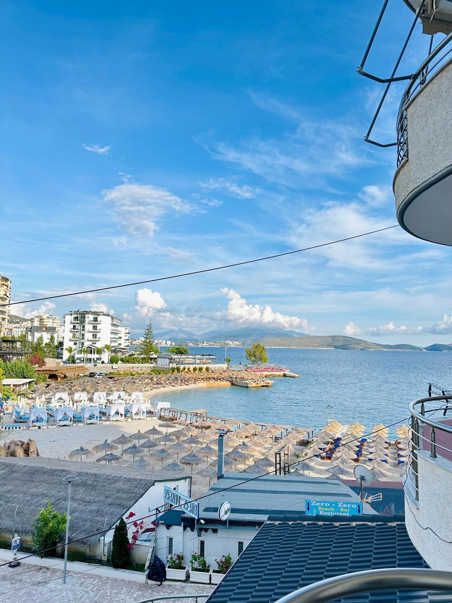 Aqua Apartments Seaview Sarandë Esterno foto